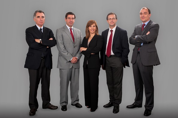 Junho de 2012 - nomeação de Fátima Barros (Presidente), José Perdigoto (Vice-Presidente), João Confraria e Hélder Vasconcelos (Vogais).