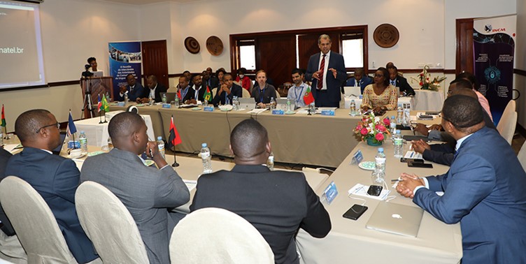 Momento da reunião em Moçambique